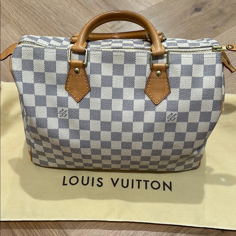 Louis Vuitton speedy 30